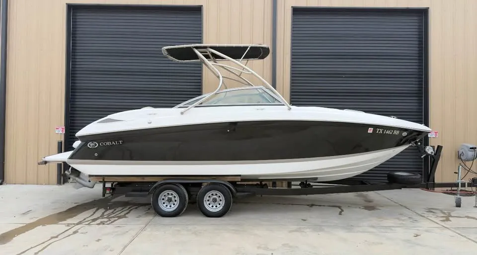2010 Cobalt 242
