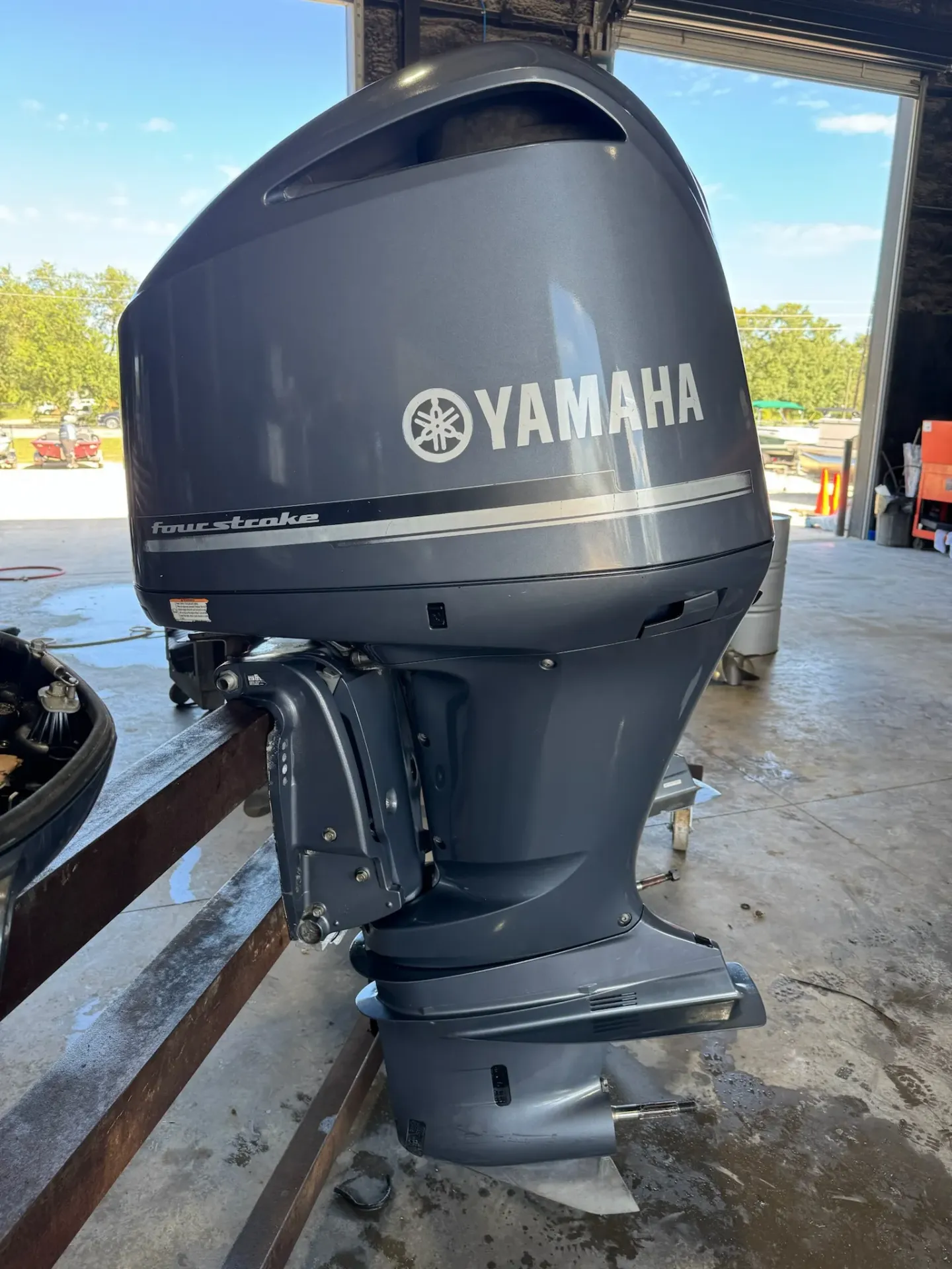 2011 Yamaha F300