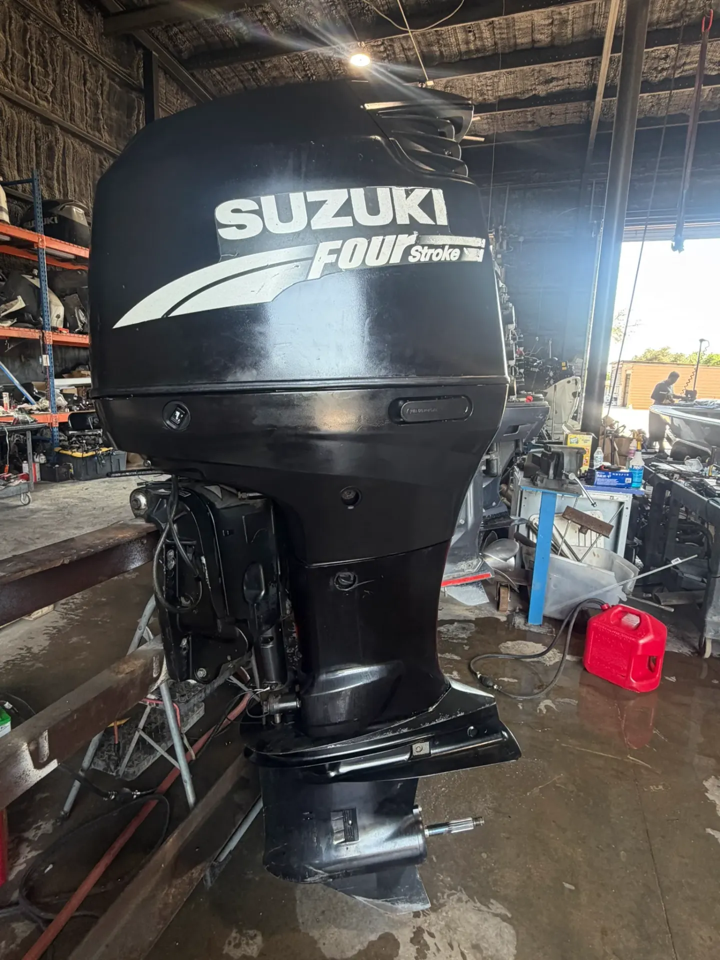 2006 Suzuki DF175 175HP 4-Stroke Outboard – 25” Shaft