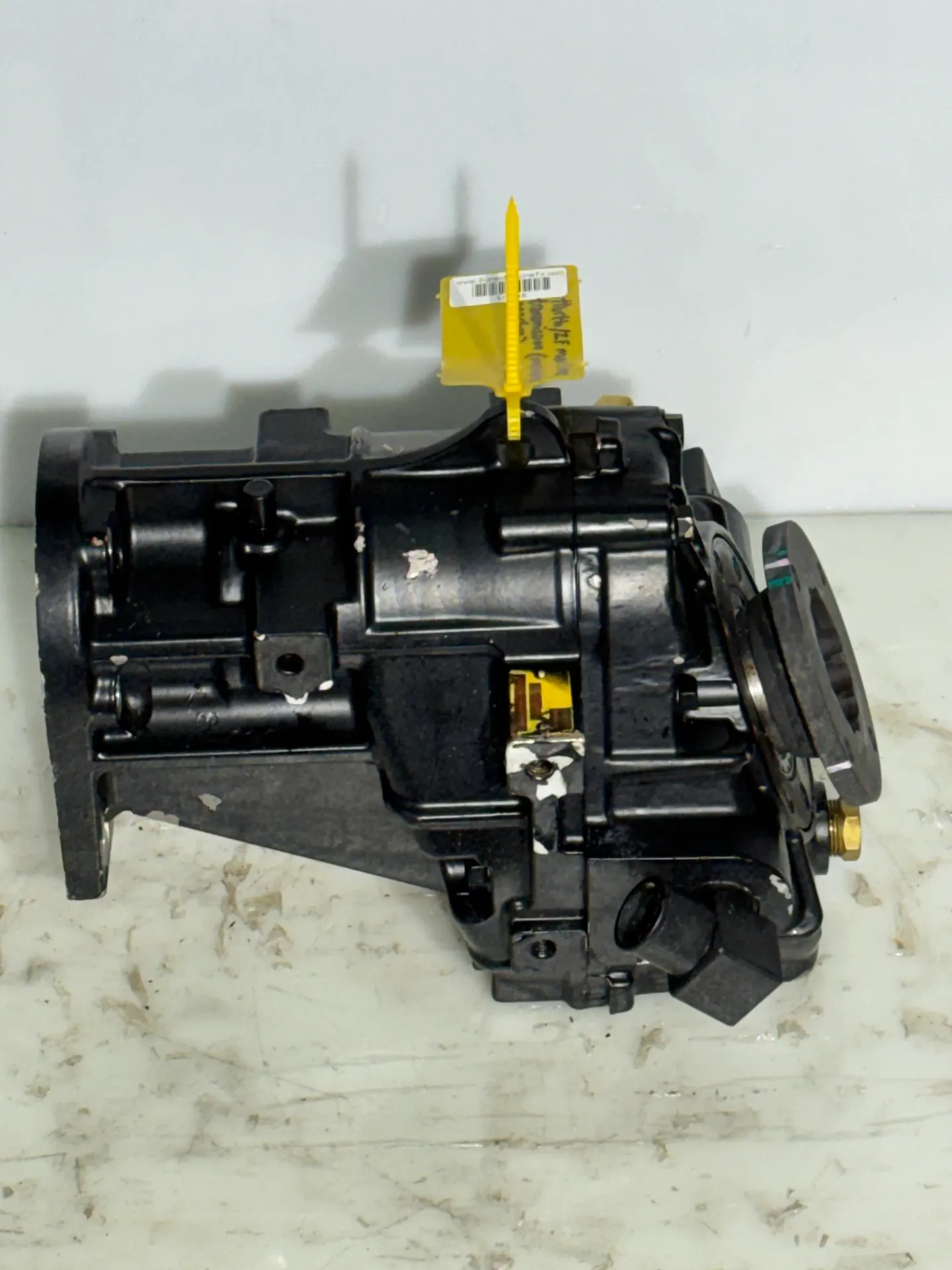 OEM ZF Hurth 2.0:1 Marine Transmission Gearbox Assembly – 4008501103 – Freshwater Used