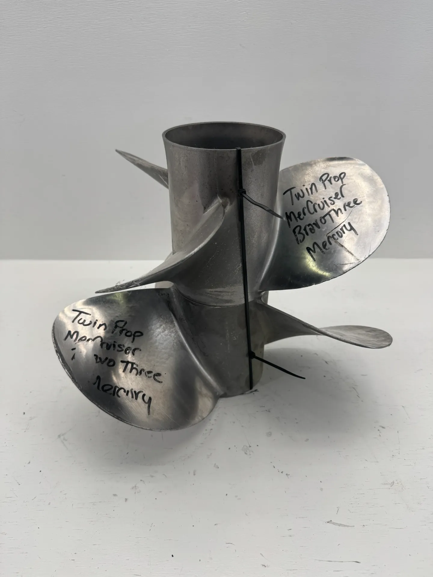 OEM Mercury MerCruiser Bravo Three Stainless Steel Propeller Set 24P – 48-823666L / 48-823665L