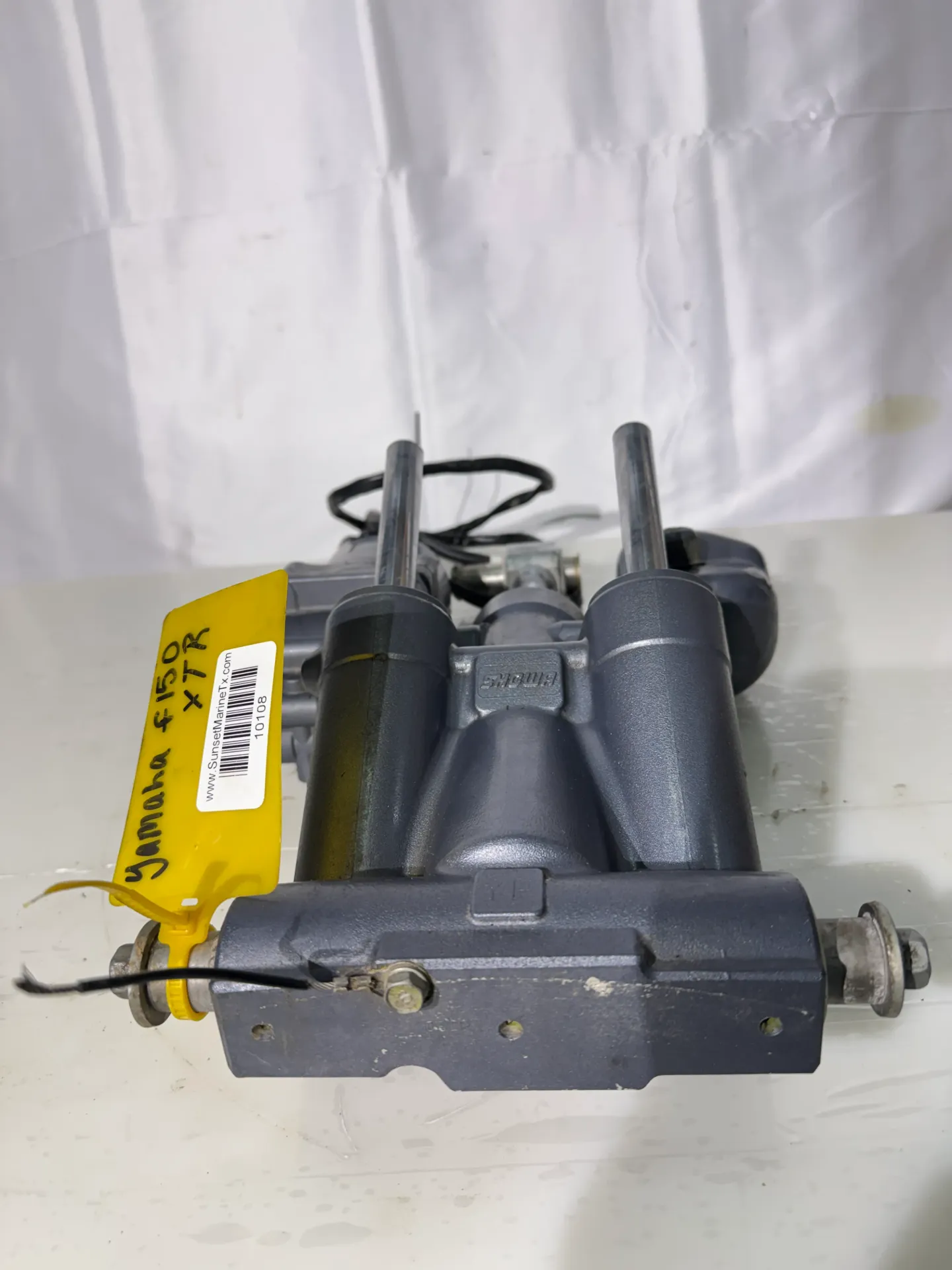 OEM Yamaha F150 Power Trim & Tilt Assembly w/ Motor & Wiring – F150TXR