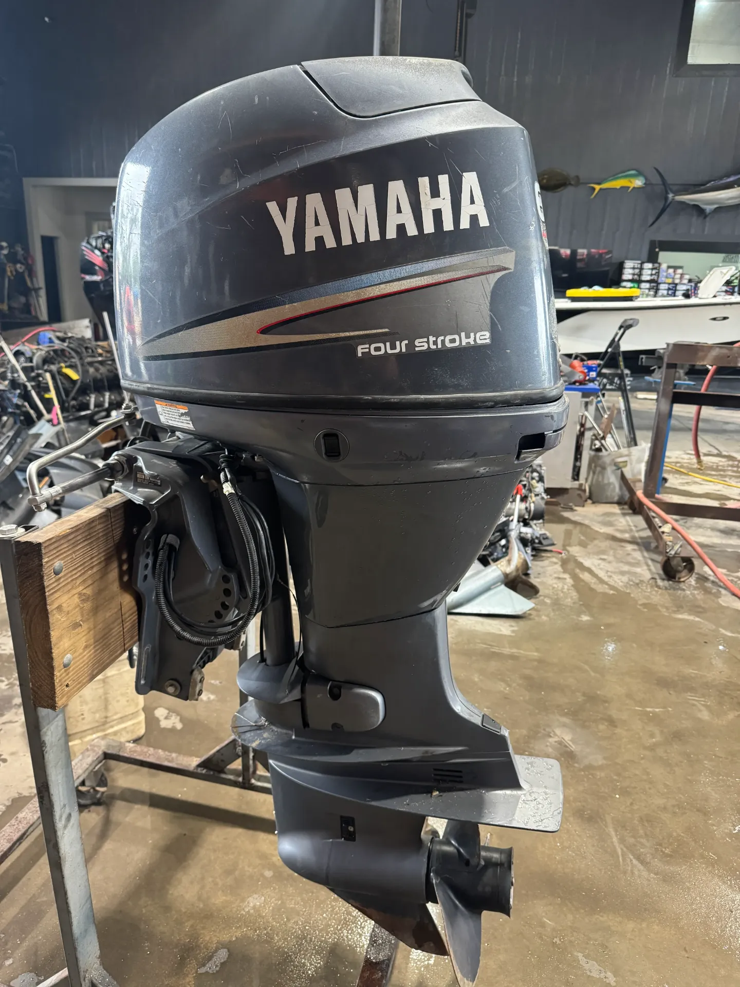 [10154] 2010 Yamaha 60HP High Thrust Four Stroke Outboard Motor – 443 Hours – Fuel Injection – Power Tilt & Trim