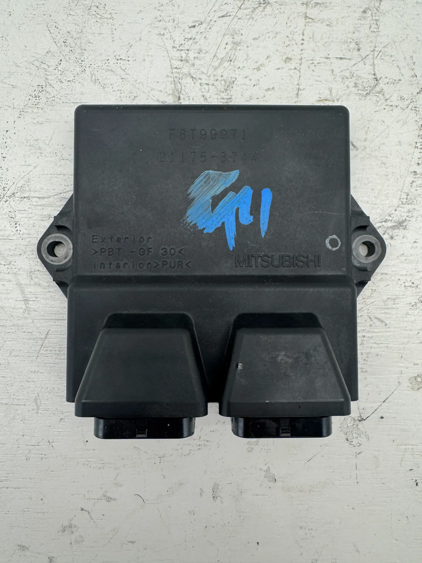 [10277] OEM Kawasaki Ultra 300X ECU / CDI Ignition Control Module – P/N F8T99971 / 21175-3744