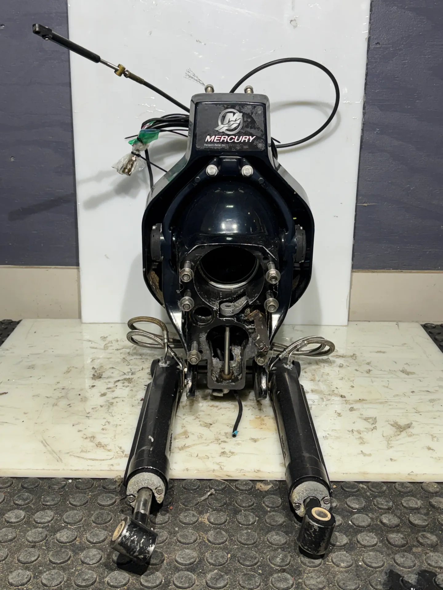 OEM Mercury MerCruiser Alpha One Gen II Transom Assembly Gimbal Housing Serial 0W138361