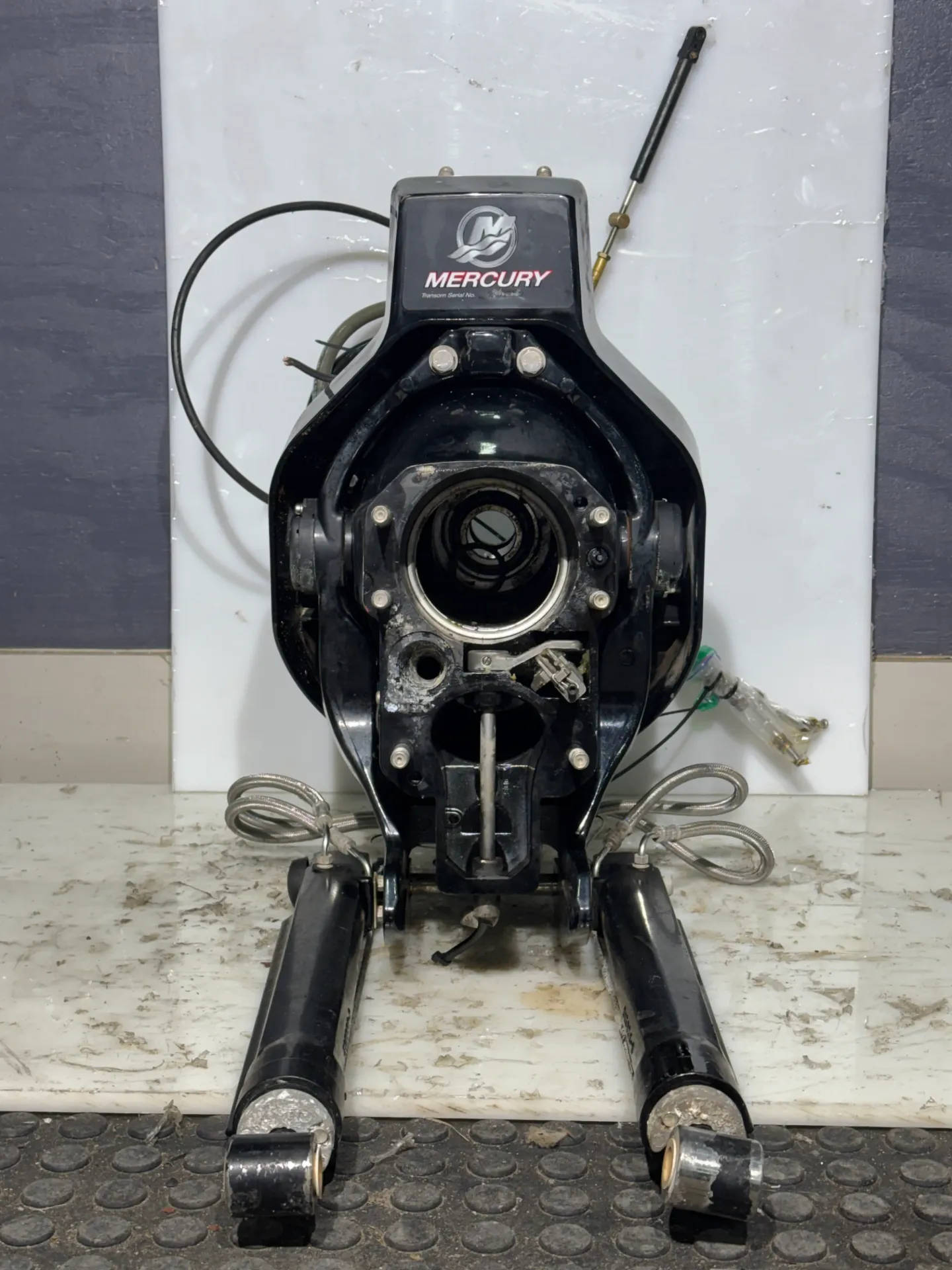 OEM Mercury MerCruiser Alpha One Gen II Transom Assembly Gimbal Housing 1A169632