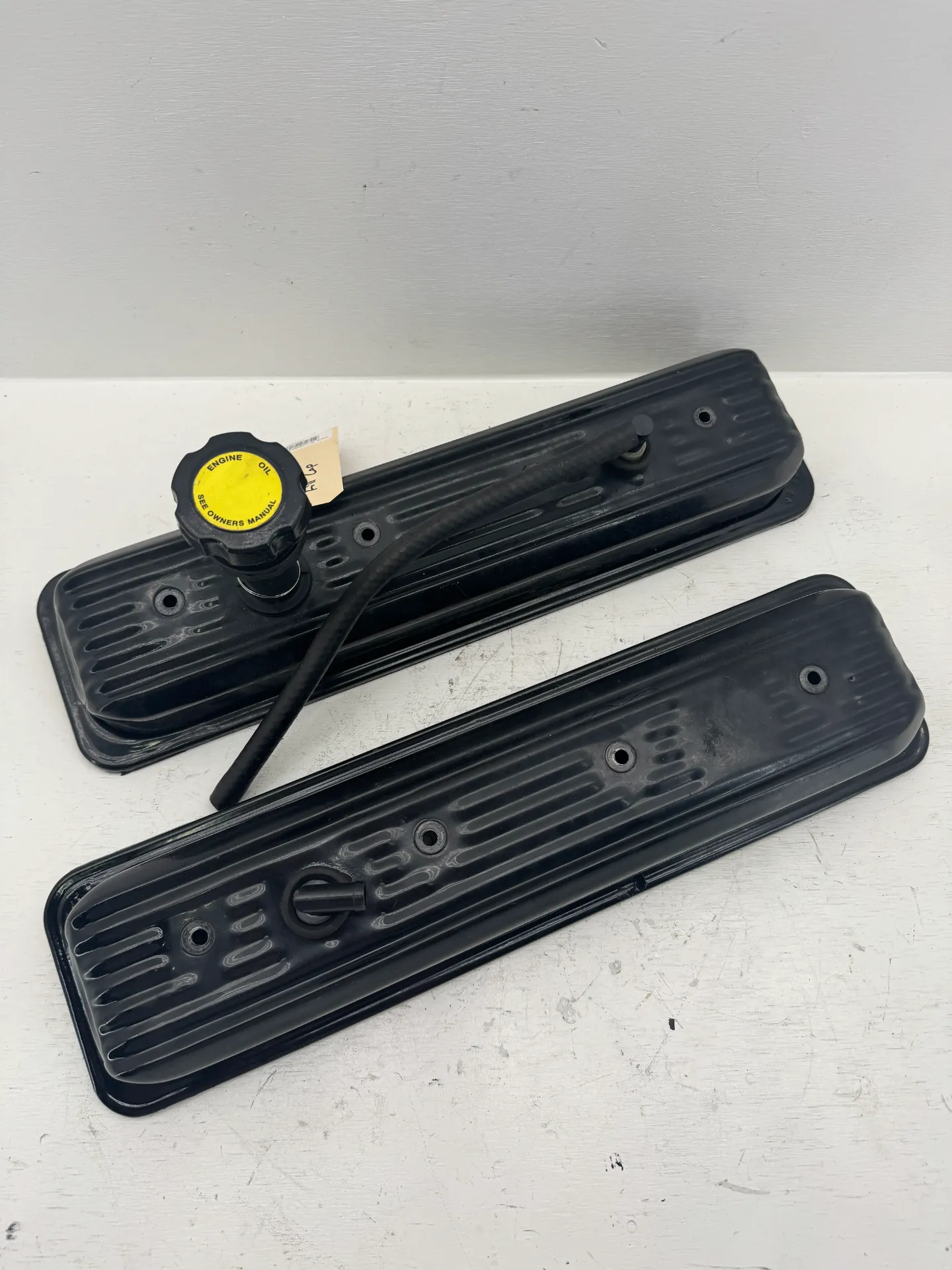 2005 OEM Mercury MerCruiser 350 5.7L V8 Valve Cover Set w/ Oil Fill Cap Breather Tube