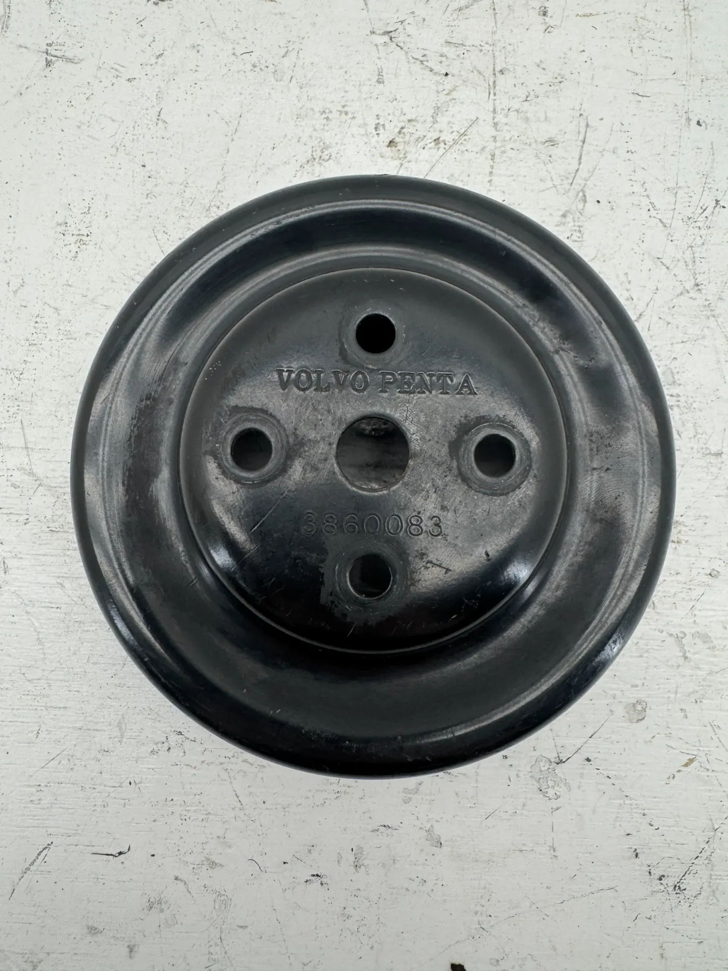 OEM Volvo Penta Water Circulation Pump Pulley 3860083 5.0L GXI-A Marine Engine