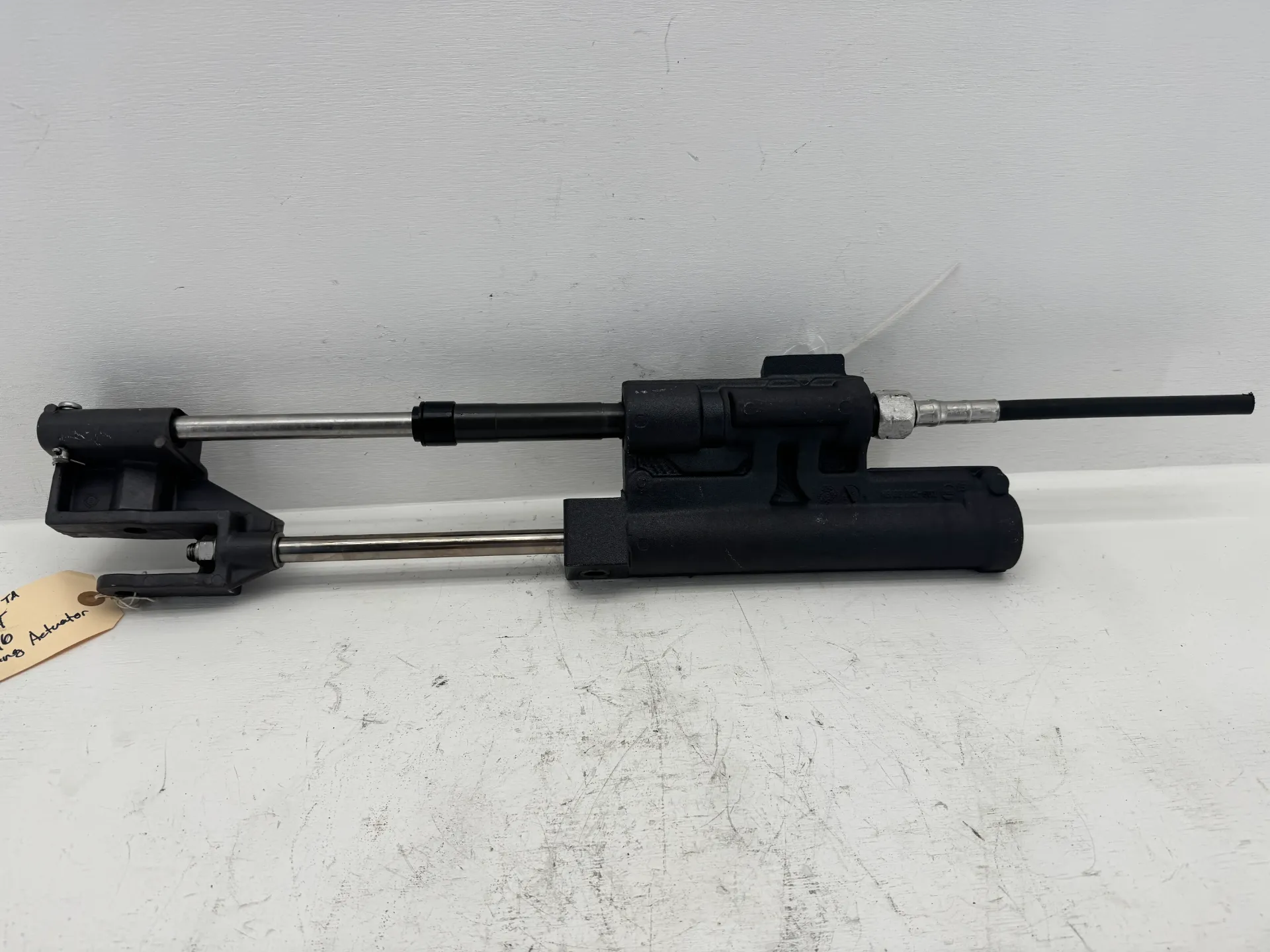 OEM Volvo Penta Marine Power Steering Actuator Cylinder Assembly w/ Hydraulic Line