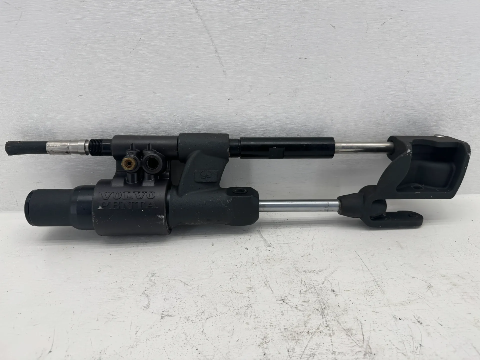 OEM Volvo Penta Hydraulic Power Steering Actuator Ram Assembly Sterndrive