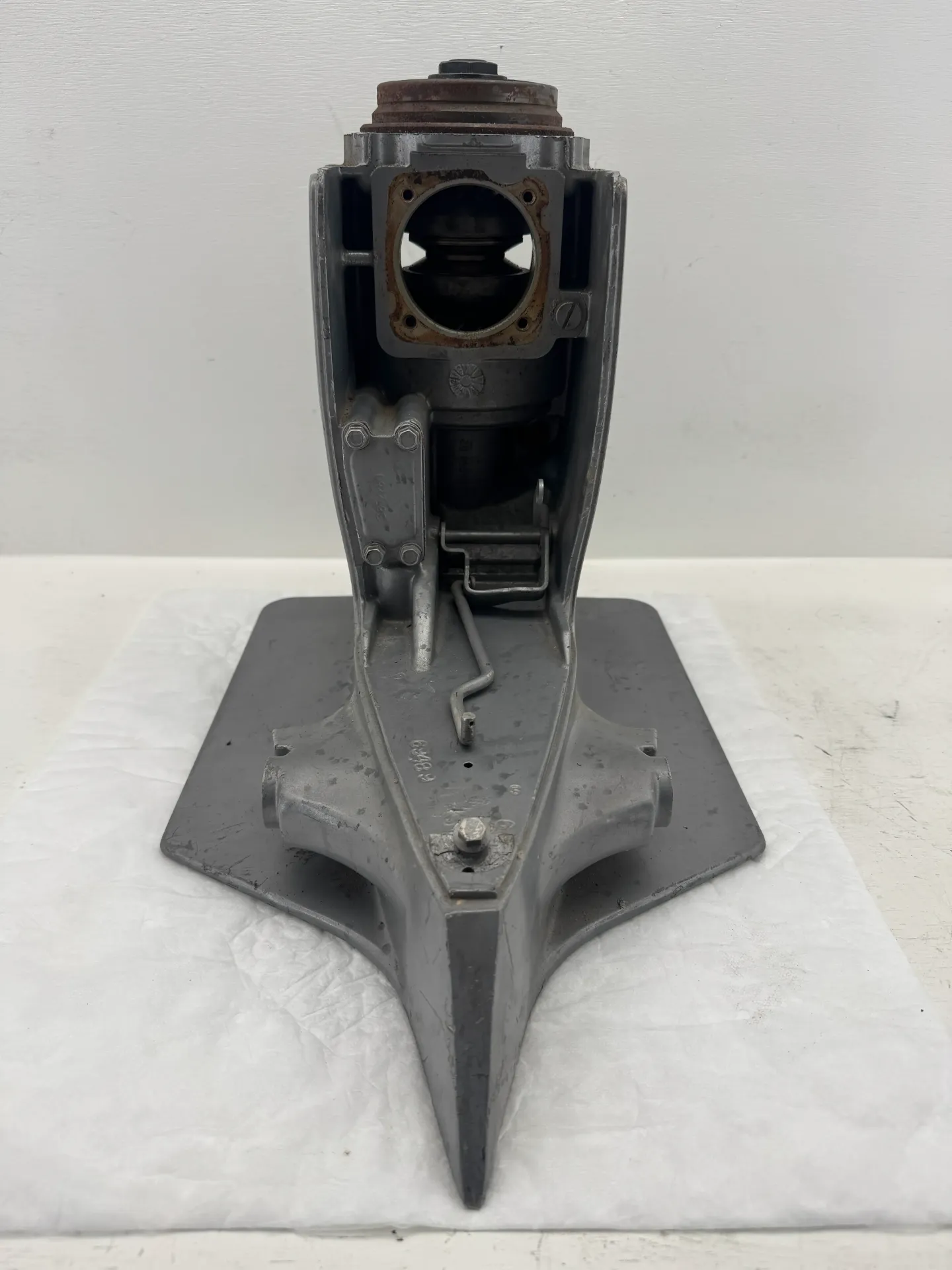 OEM Volvo Penta SX-M Cobra Upper Gear Housing Assembly 1.97 Ratio P/N 3868895