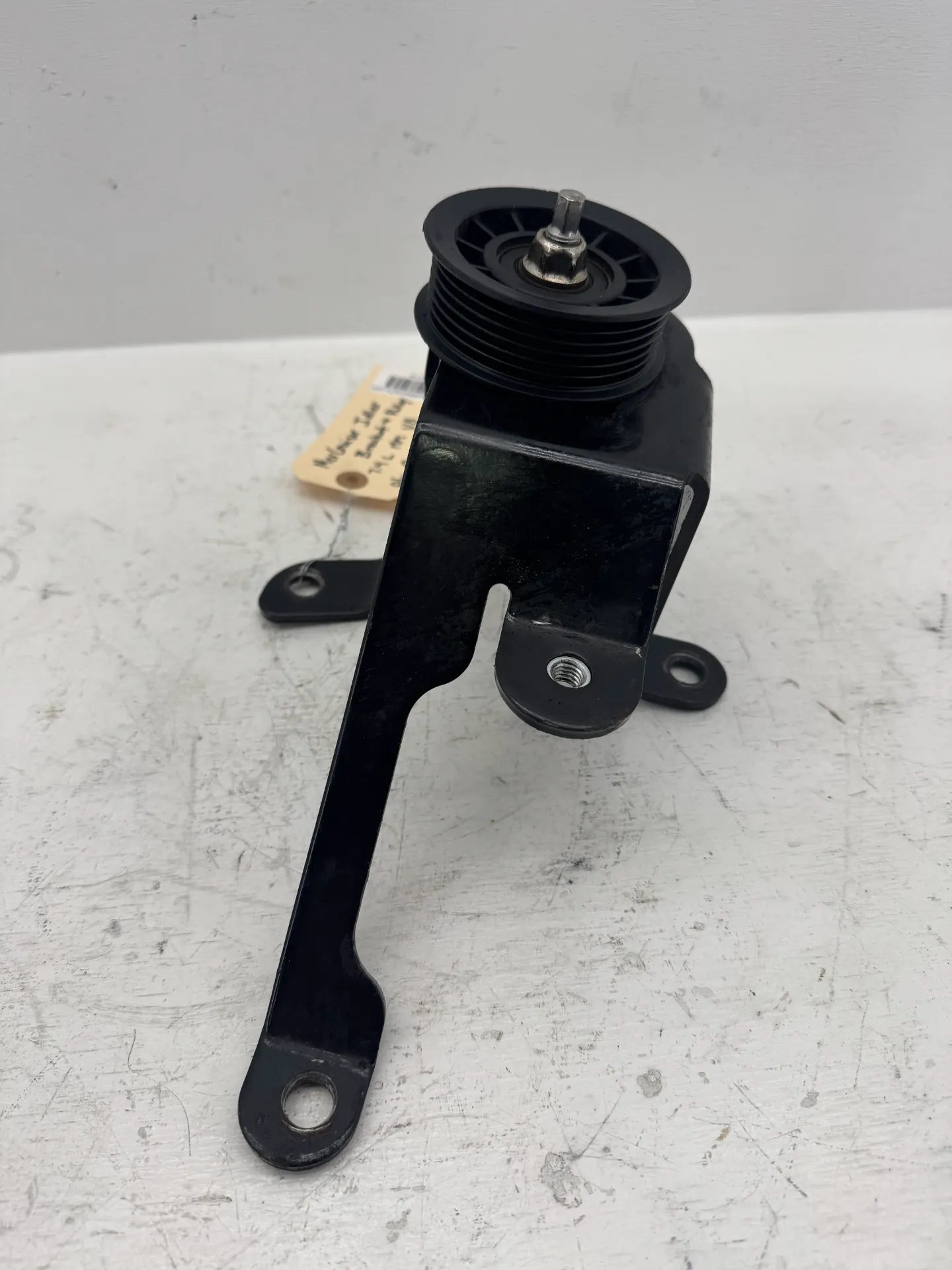OEM MerCruiser 7.4L MPI V8 Idler Bracket & Pulley Assembly P/N 861045