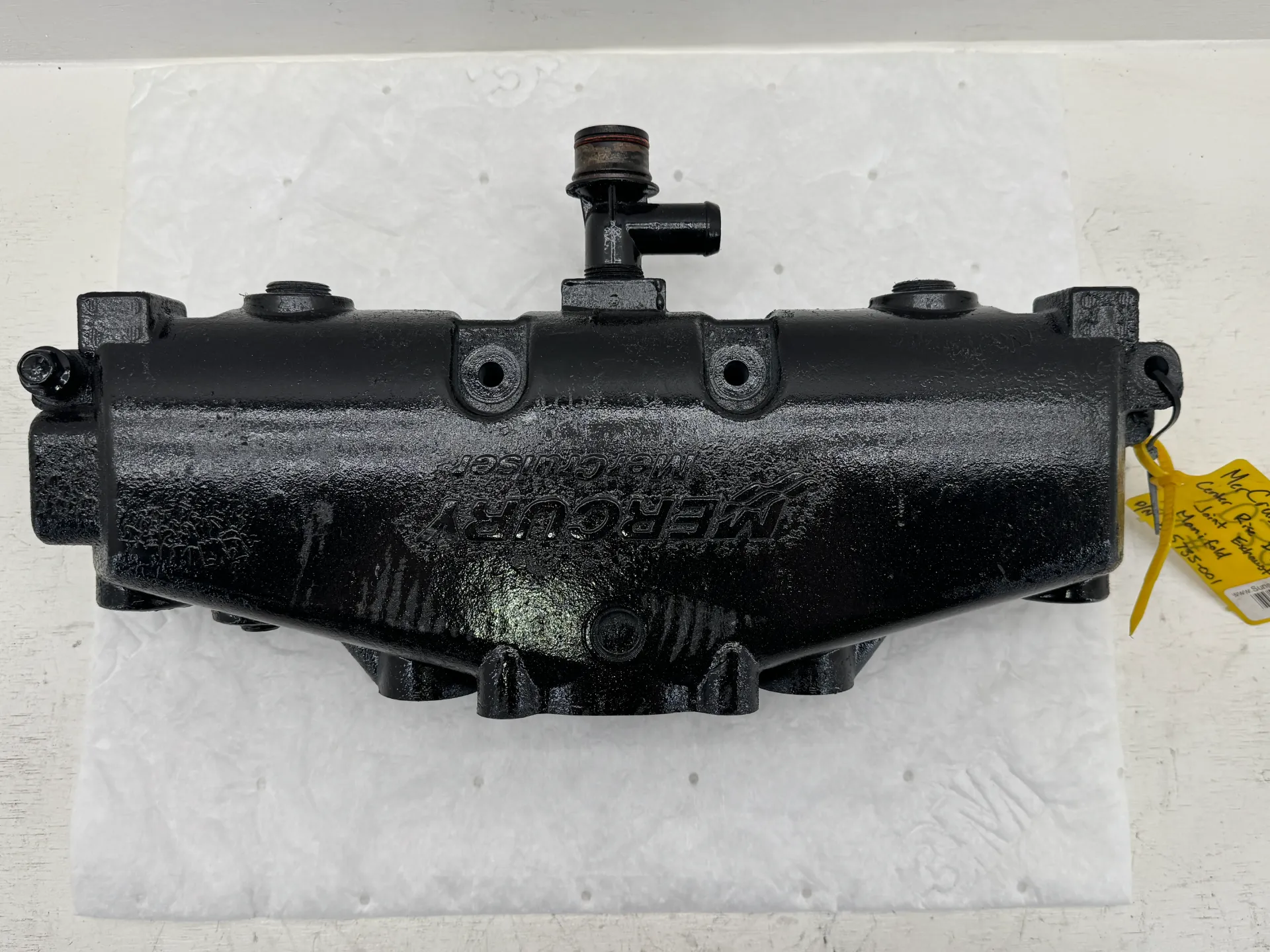 OEM Mercury MerCruiser Dry Joint Center Rise Exhaust Manifold 865735-001 V8
