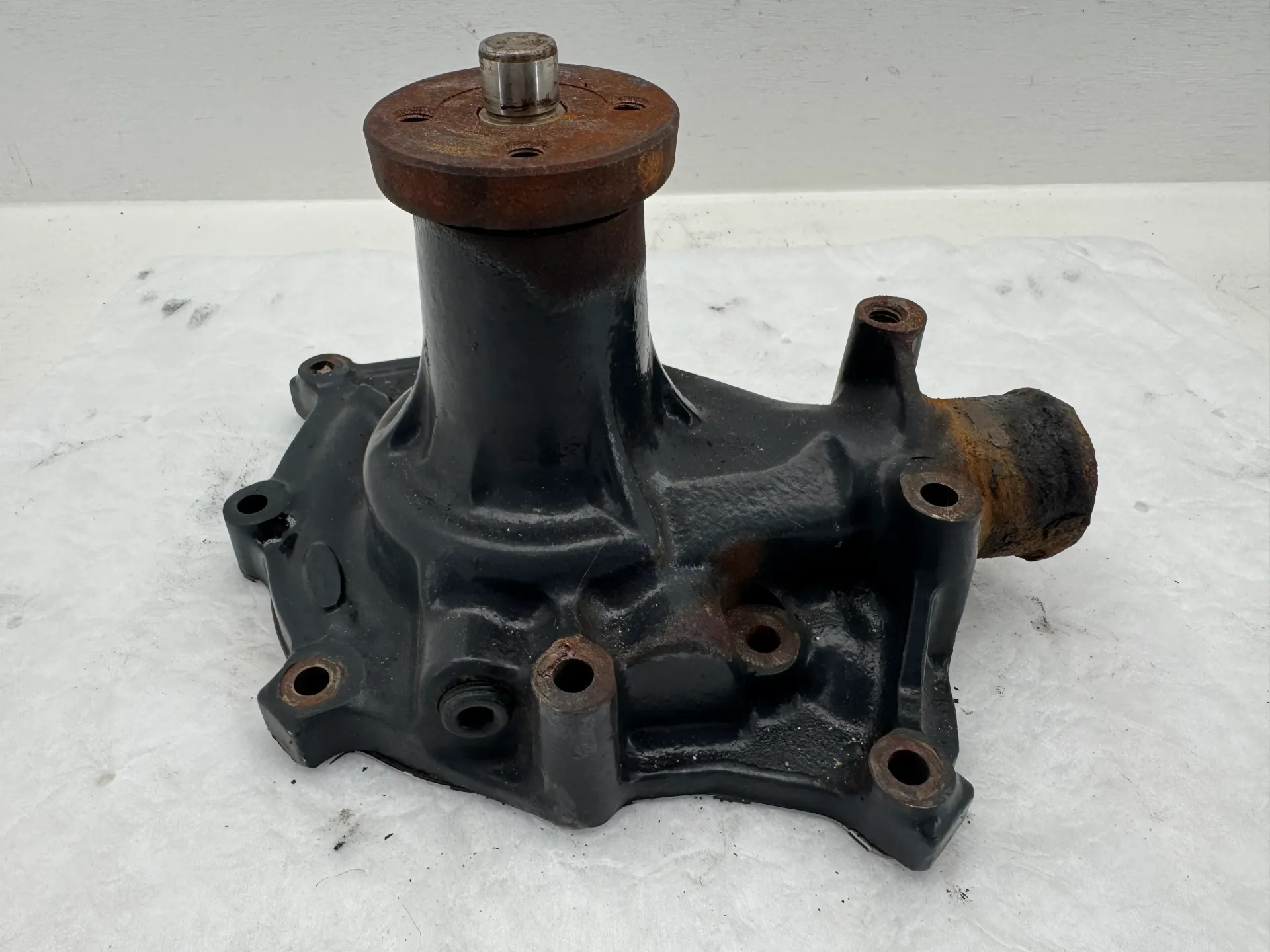 OEM Volvo Penta 5.0L V8 Water Circulation Pump D3JE-AB Ford Marine Engine