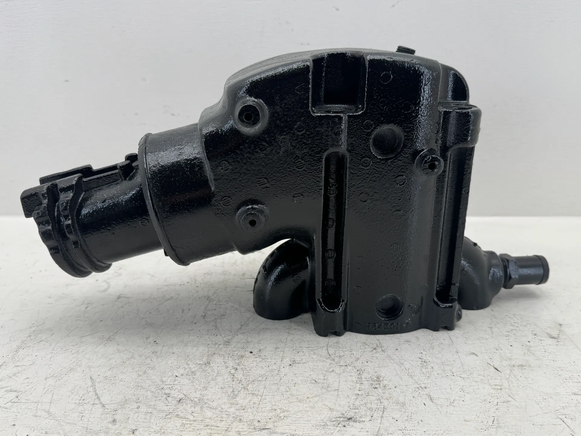 OEM Mercury MerCruiser Exhaust Riser Elbow 864591-C w/ Mounting Bracket 863714-001 V6 V8