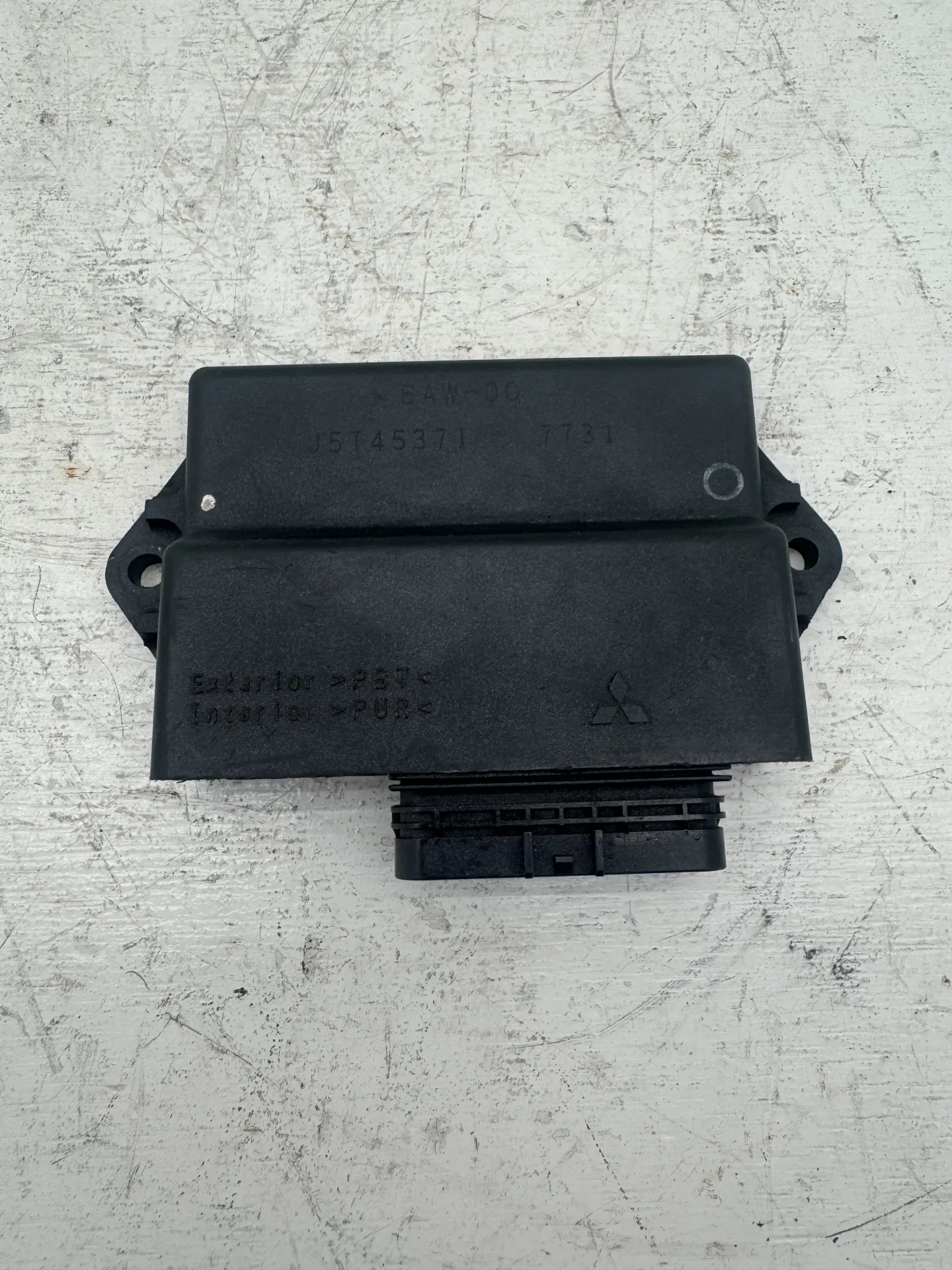 OEM Yamaha F350 V8 ECU ECM 6AW-8591A-00-00 6AW-00 J5T45371 Engine Control Unit