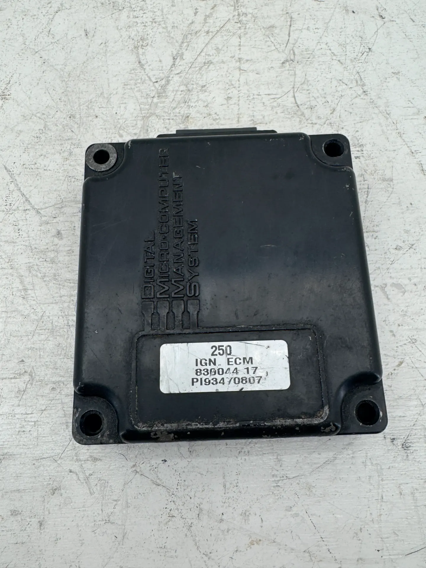 OEM Mercury MerCruiser 3.0L Ignition ECM ECU Module 830044-17 Digital Microcomputer