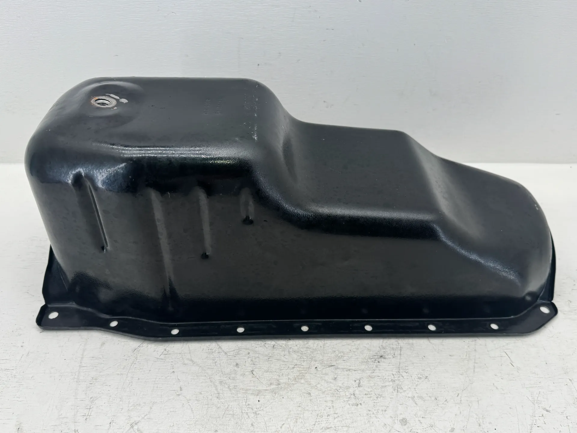 OEM Mercury MerCruiser 5.0L 5.7L MPI Oil Pan GM 10242245 One-Piece Rear Main Seal