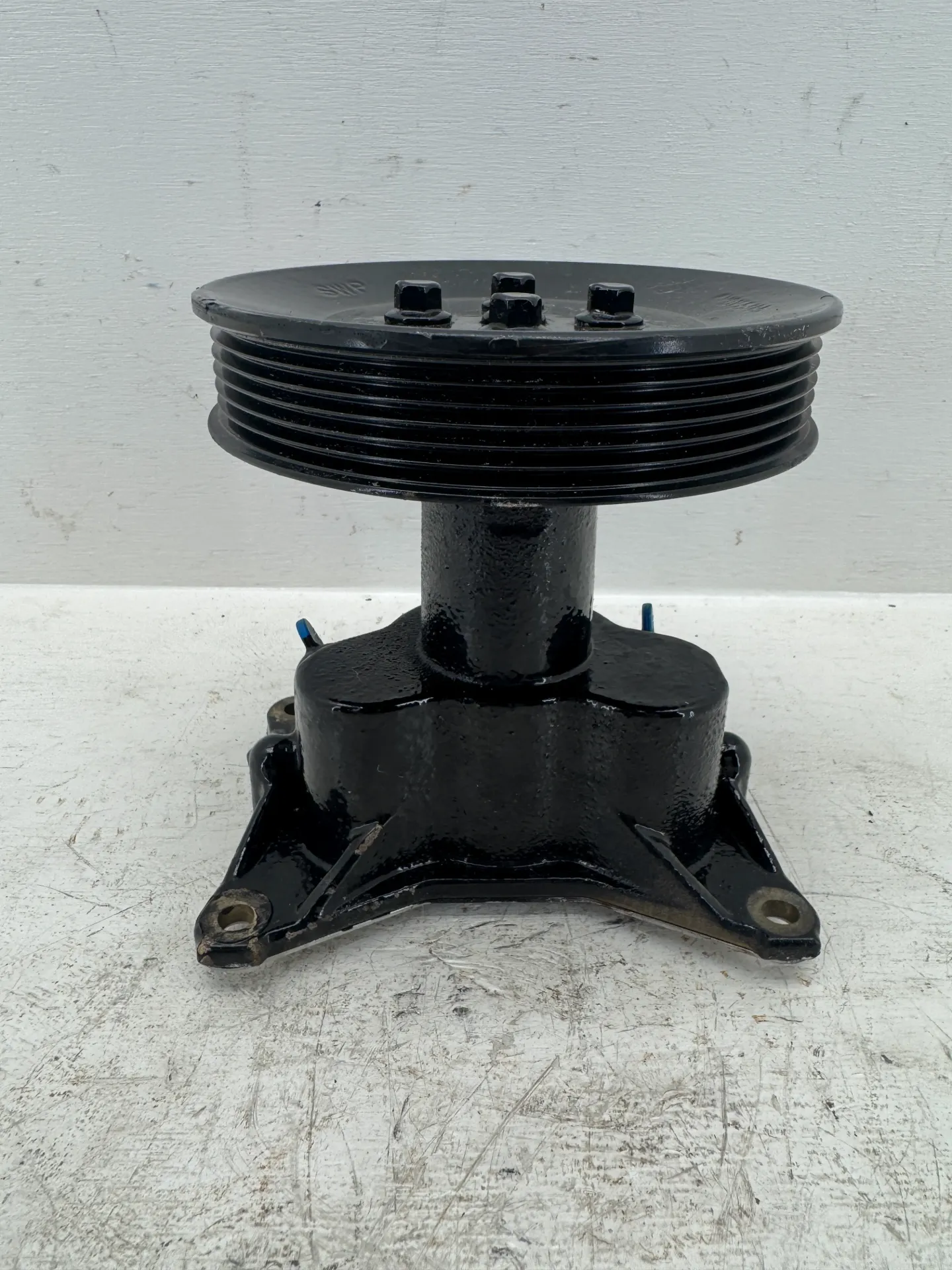 OEM Mercury MerCruiser 4.5L MPI V6 200HP Raw Sea Water Pump Assembly w/ Pulley
