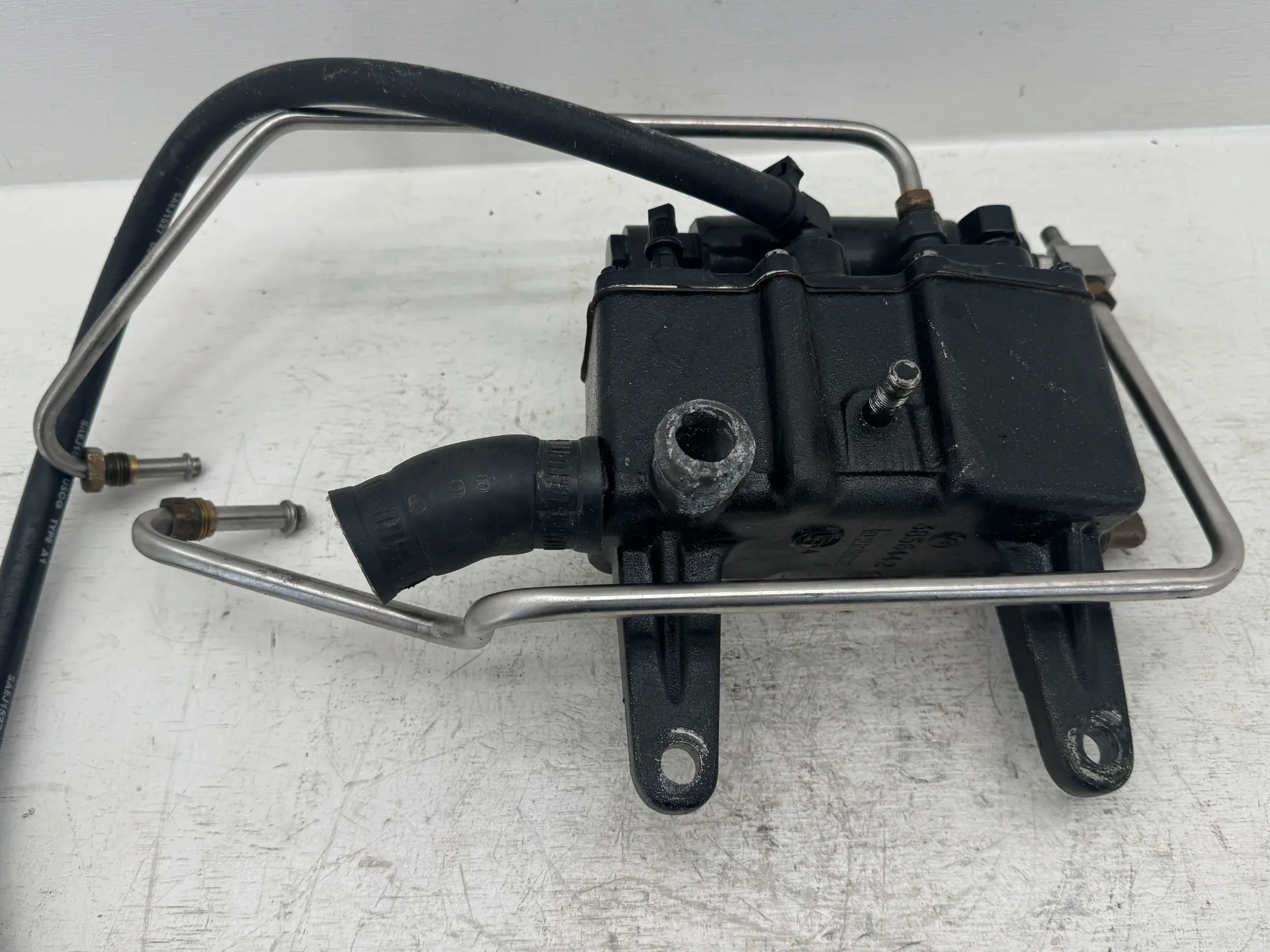 OEM Volvo Penta 7.4L Gi Fuel Pump Cooler Assembly 3856442 3857650 EFI Complete
