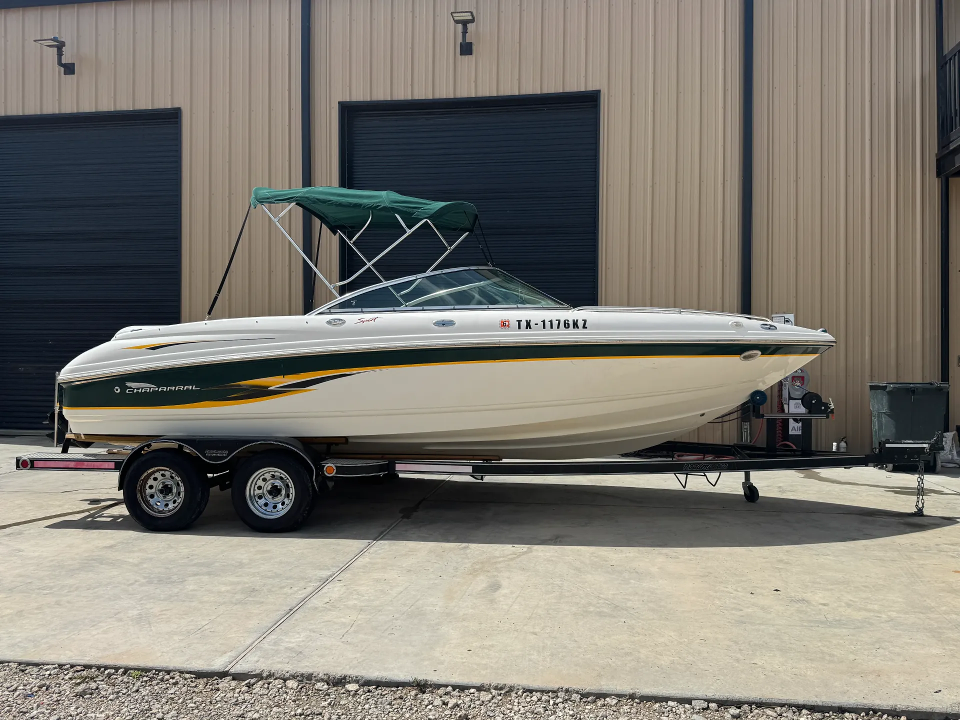 2000 Chaparral 216 SSi Sport Bowrider | MerCruiser Sterndrive | Alpha One 1.47 Outdrive | Freshwater Only | Trailer Included