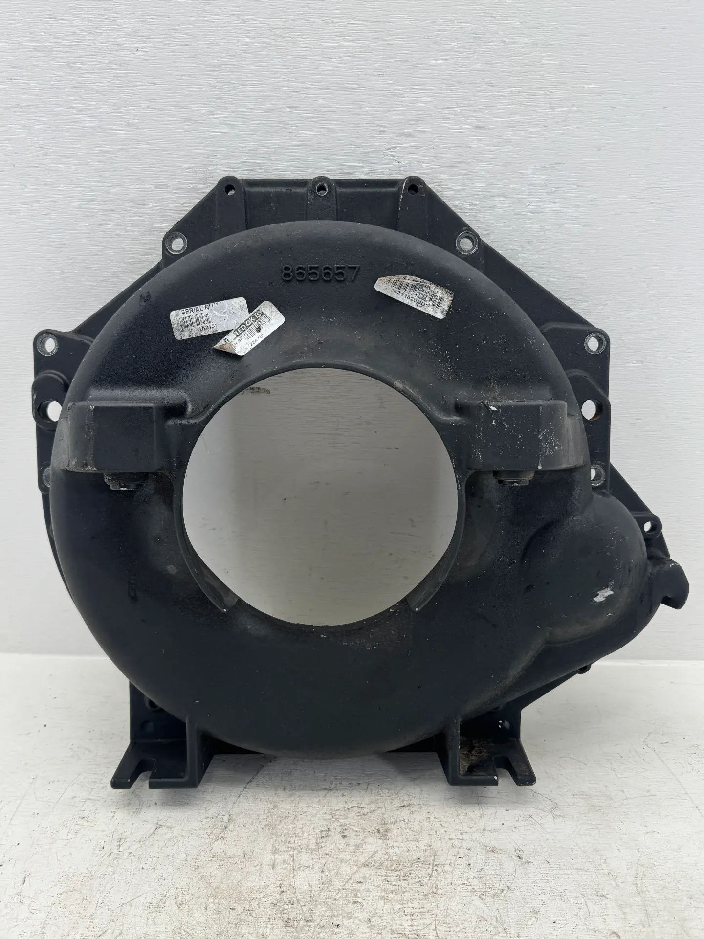 OEM Mercury MerCruiser Flywheel Bell Housing 865657 4.3L 5.0L 5.7L Bravo Alpha