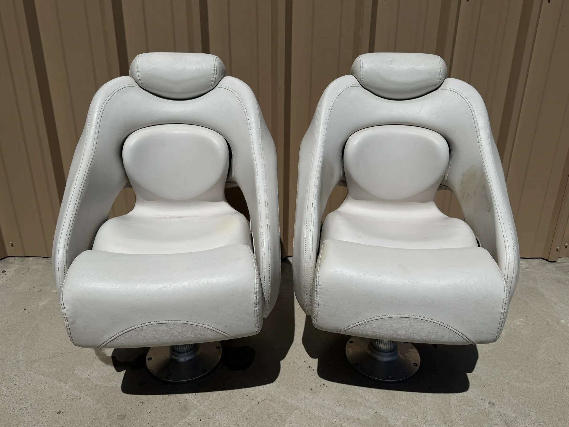 OEM 2005 Crownline Captain & Companion Seat Set White Flip-Up Bolster Pedestals