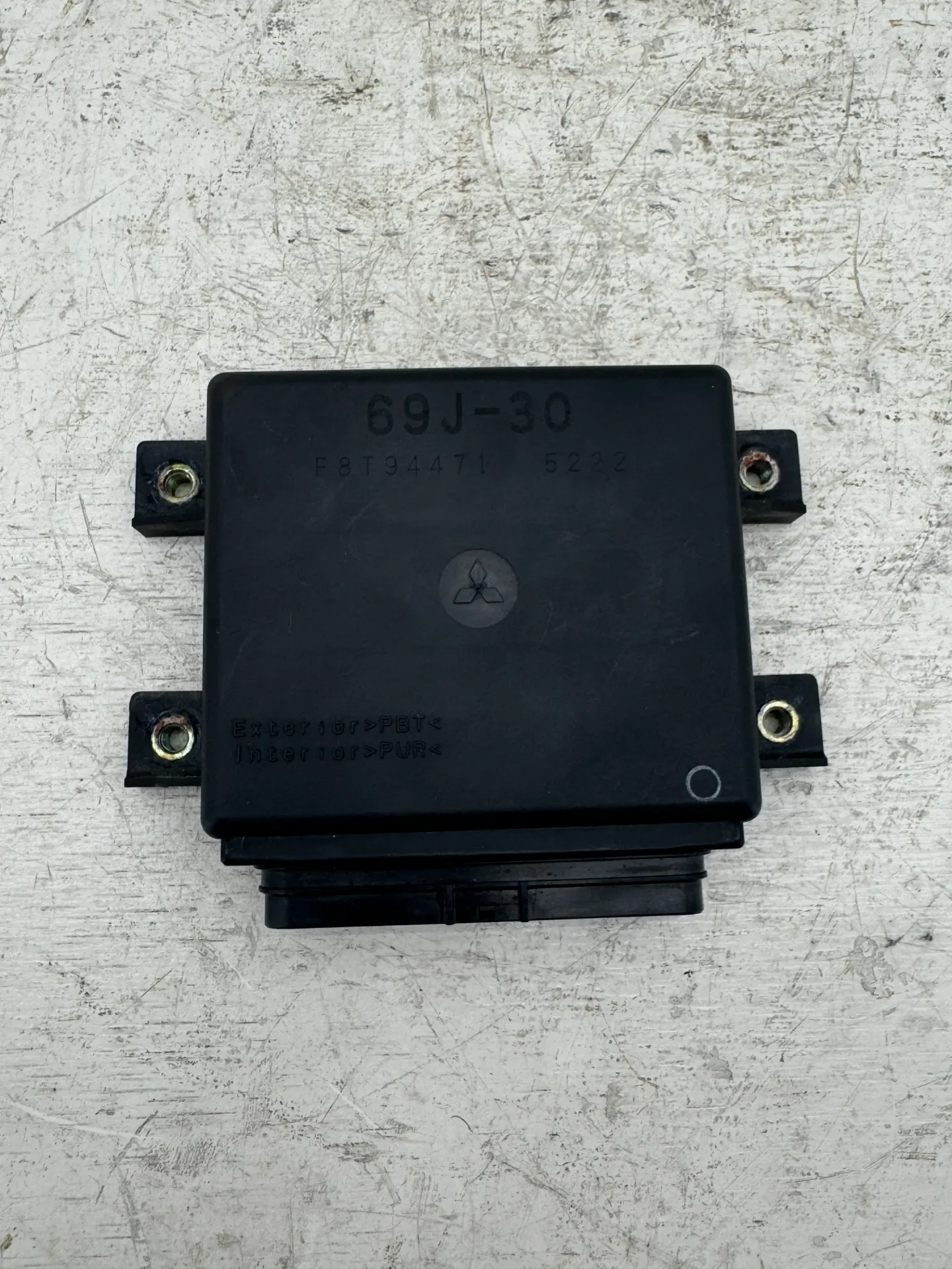 OEM Yamaha F225 4-Stroke Engine Control Module ECU ECM 69J-8591A-30-00