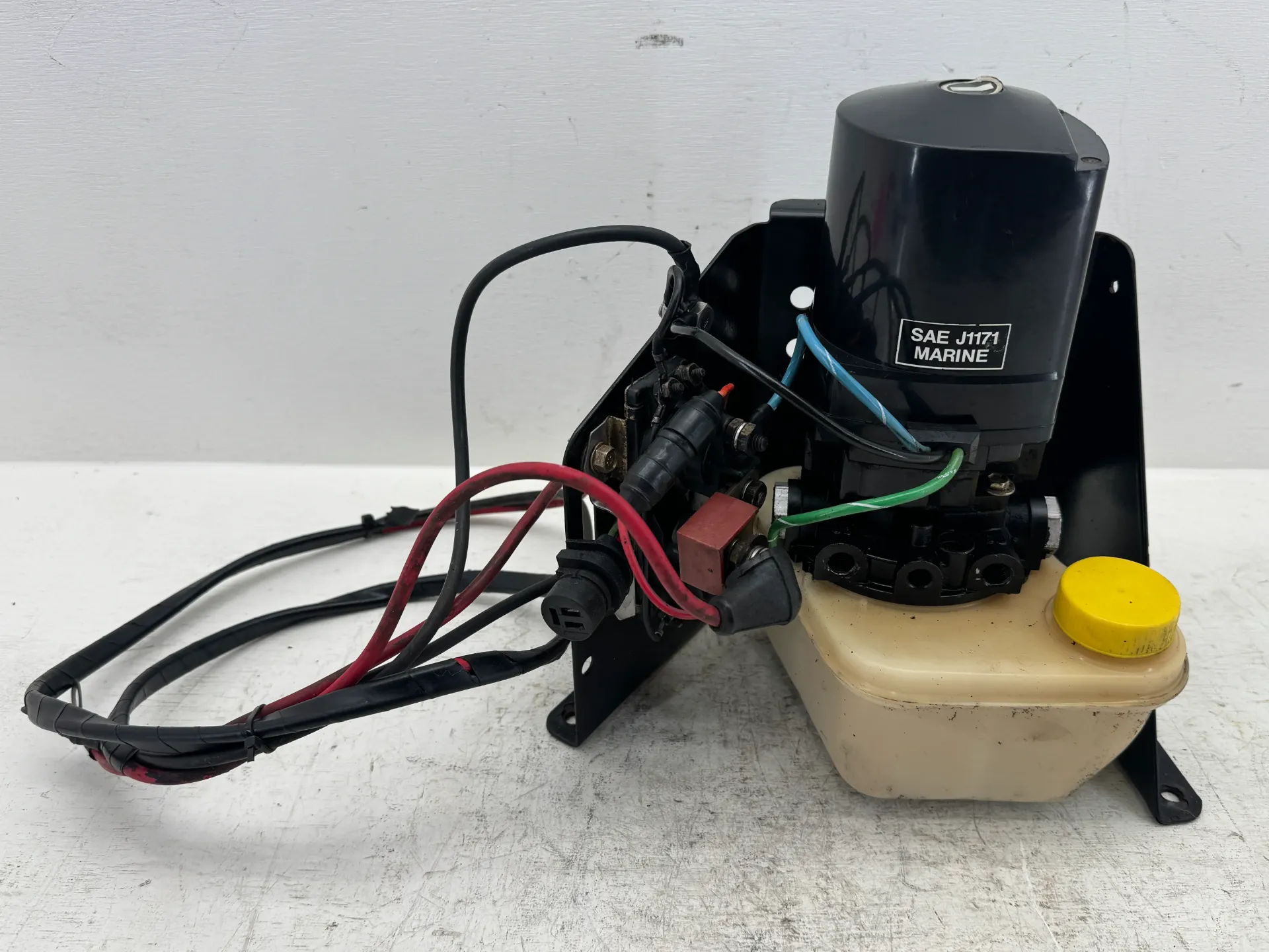 OEM Mercury MerCruiser Power Trim Tilt Pump Motor Reservoir Assembly | Alpha Bravo