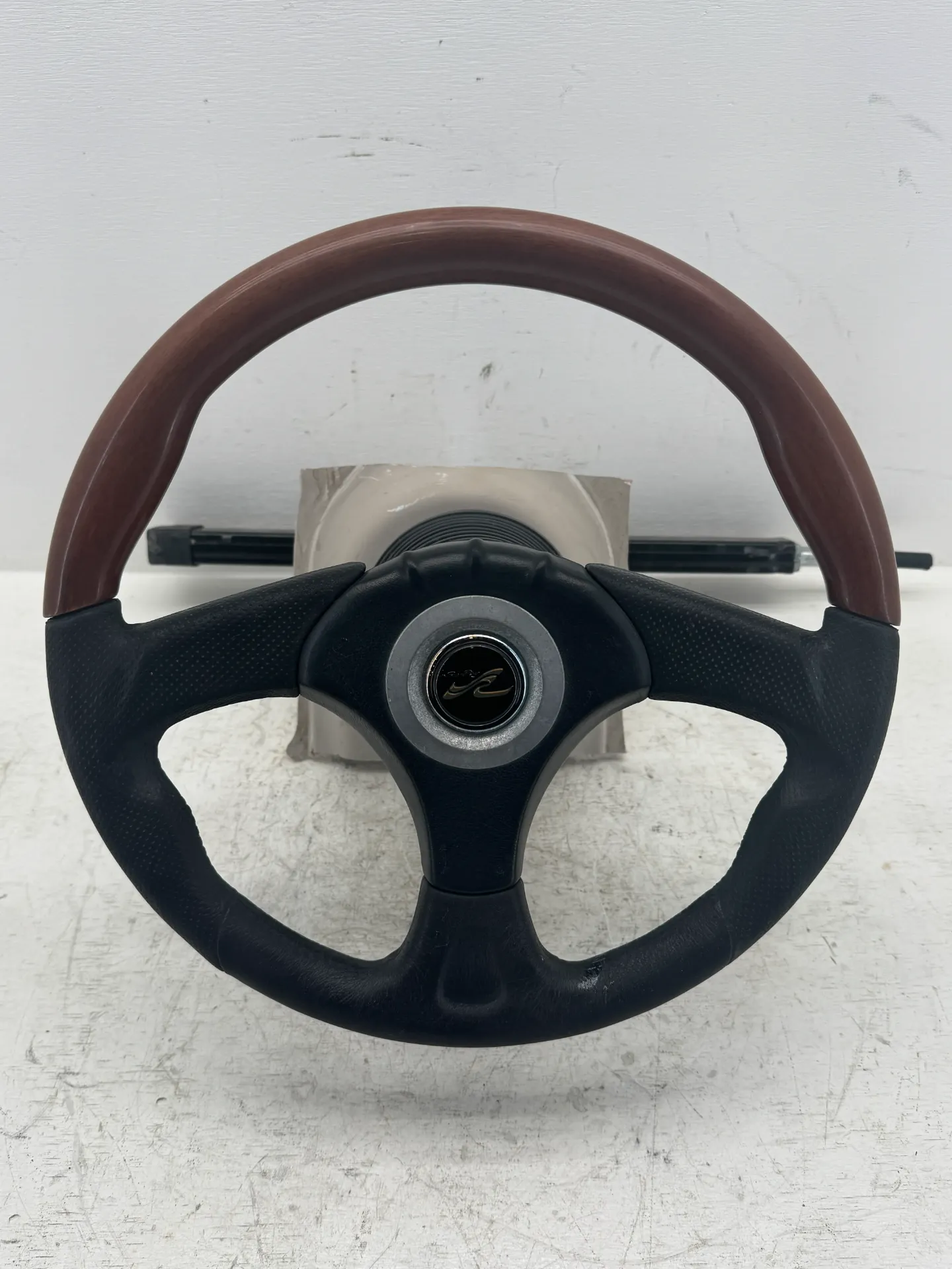 OEM Sea Ray Tilt Steering Wheel SeaStar Back-Mount Rack Helm Assembly 290 Sundancer