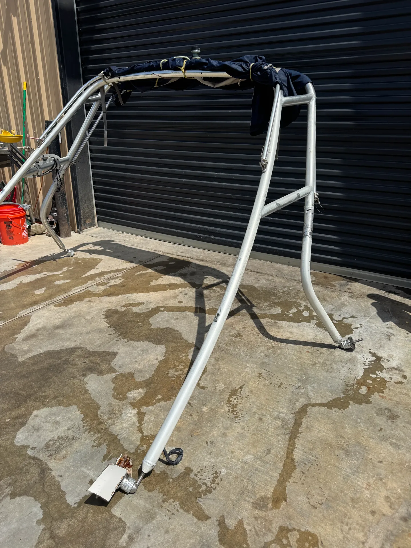 OEM 2005 Crownline 220 Aluminum Wakeboard Tower w/ Bimini & Board Rack