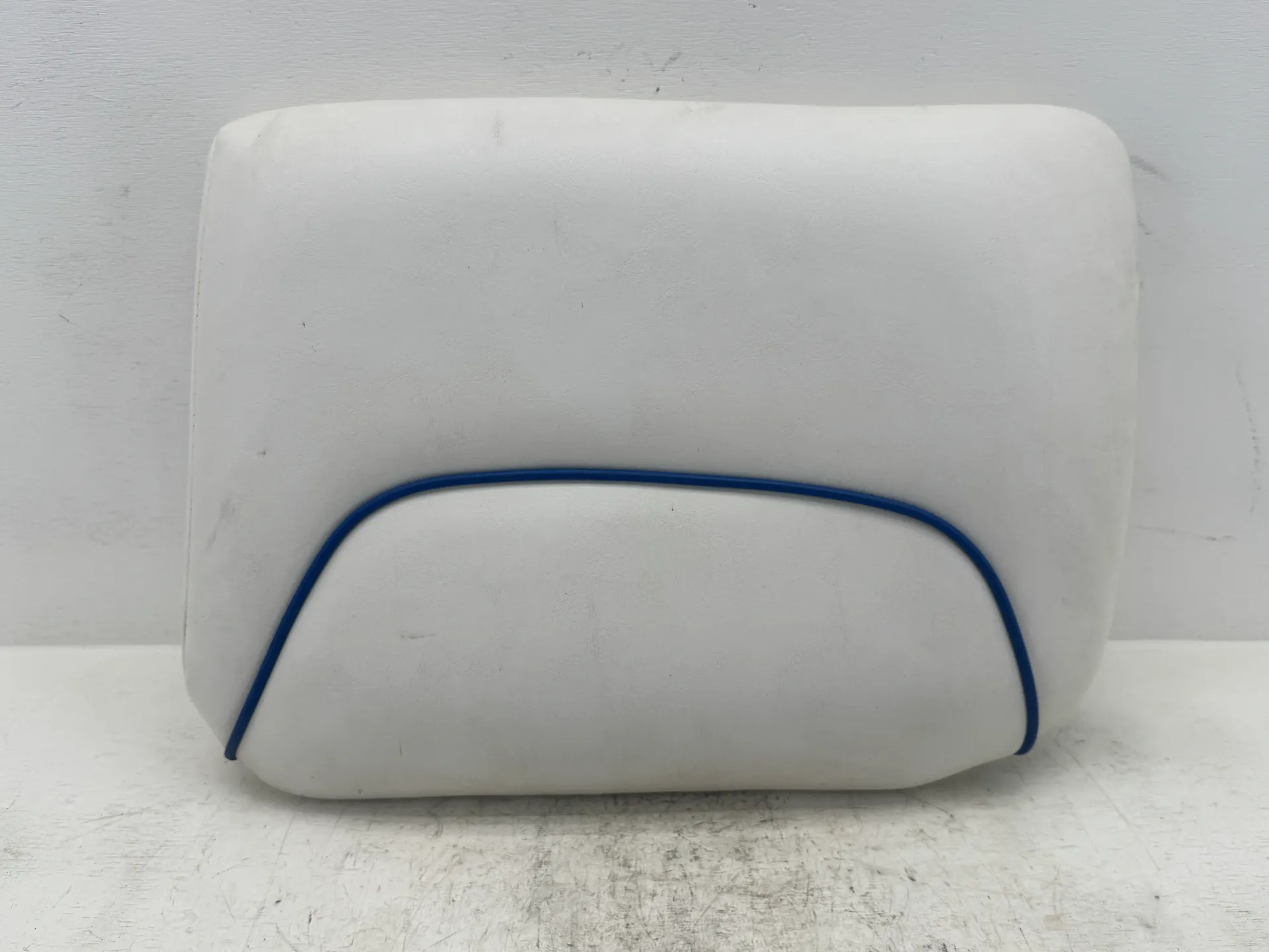 2005 Crownline OEM Boat Seat Cushion White Vinyl Blue Piping 16" x 21"
