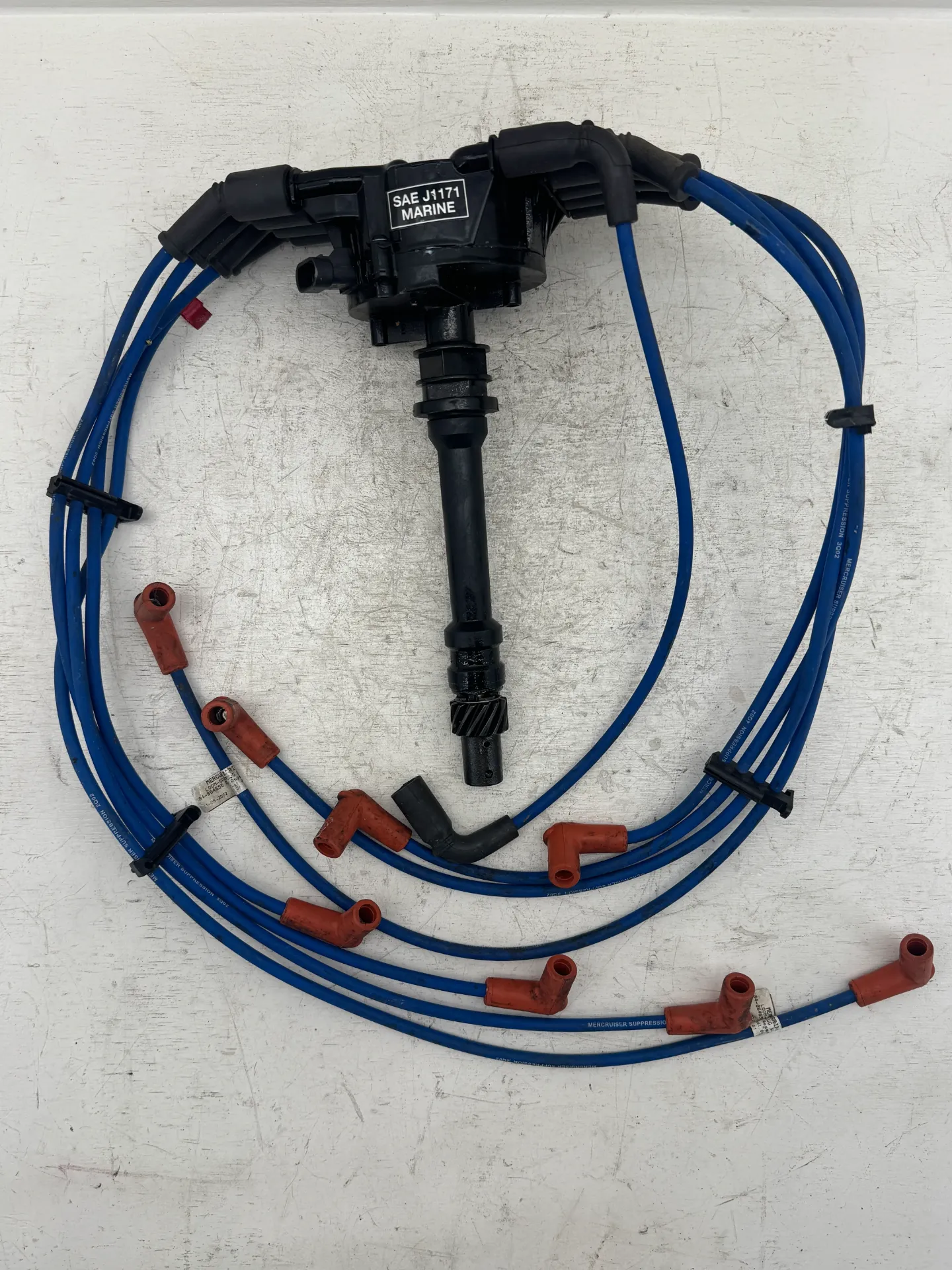 OEM MerCruiser 350 MAG MPI 5.7L V8 Distributor w/ Spark Plug Wires SAE J1171