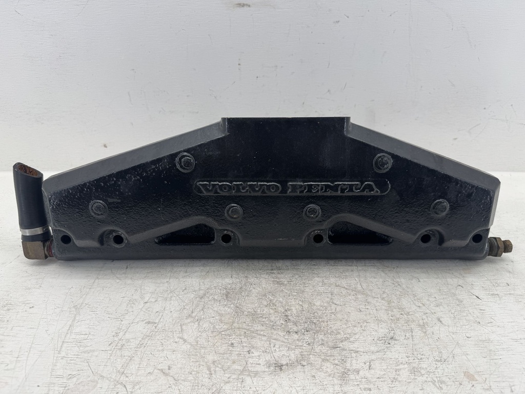 OEM Volvo Penta 5.7L V8 Exhaust Manifold 3857579 Center Rise Cast Iron