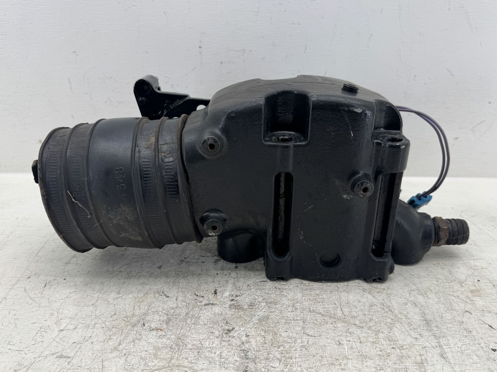 OEM MerCruiser 350 MAG MPI Dry Joint Exhaust Riser Elbow 864309-C 864309T02