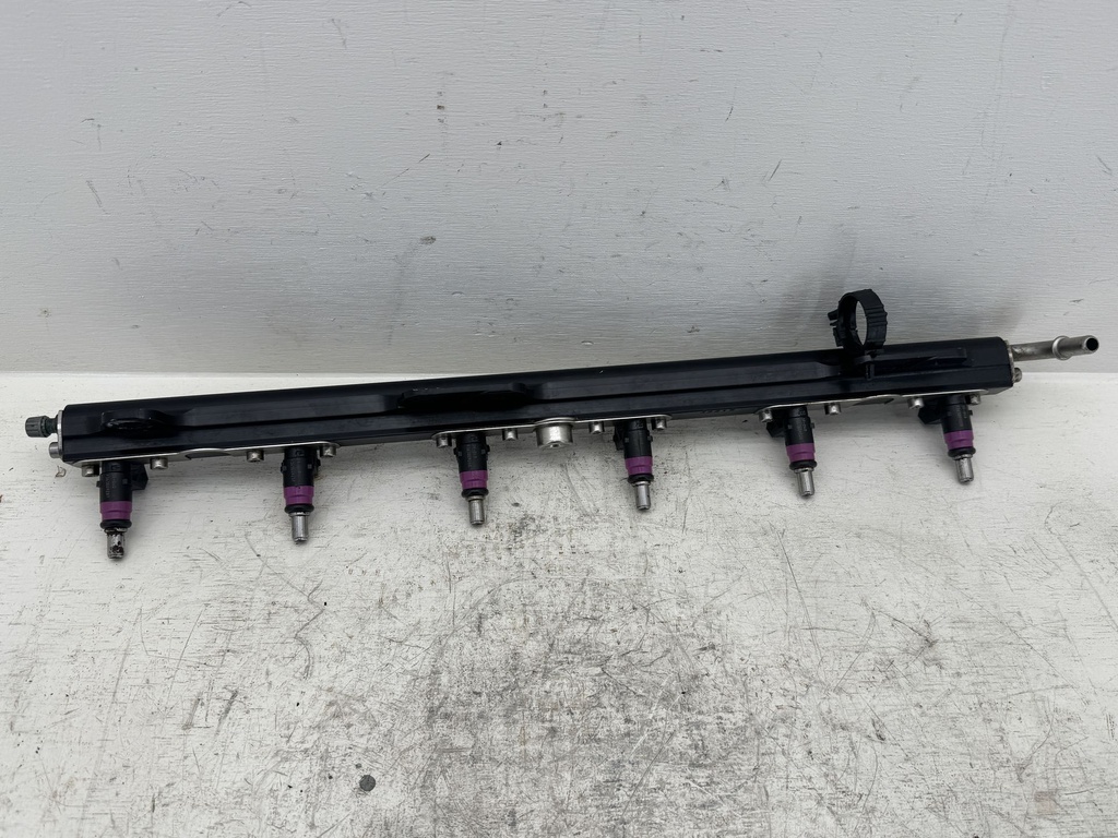 [10849] OEM Mercury Verado 7.0L Inline-6 Fuel Rail & 6 Fuel Injectors FC60130805