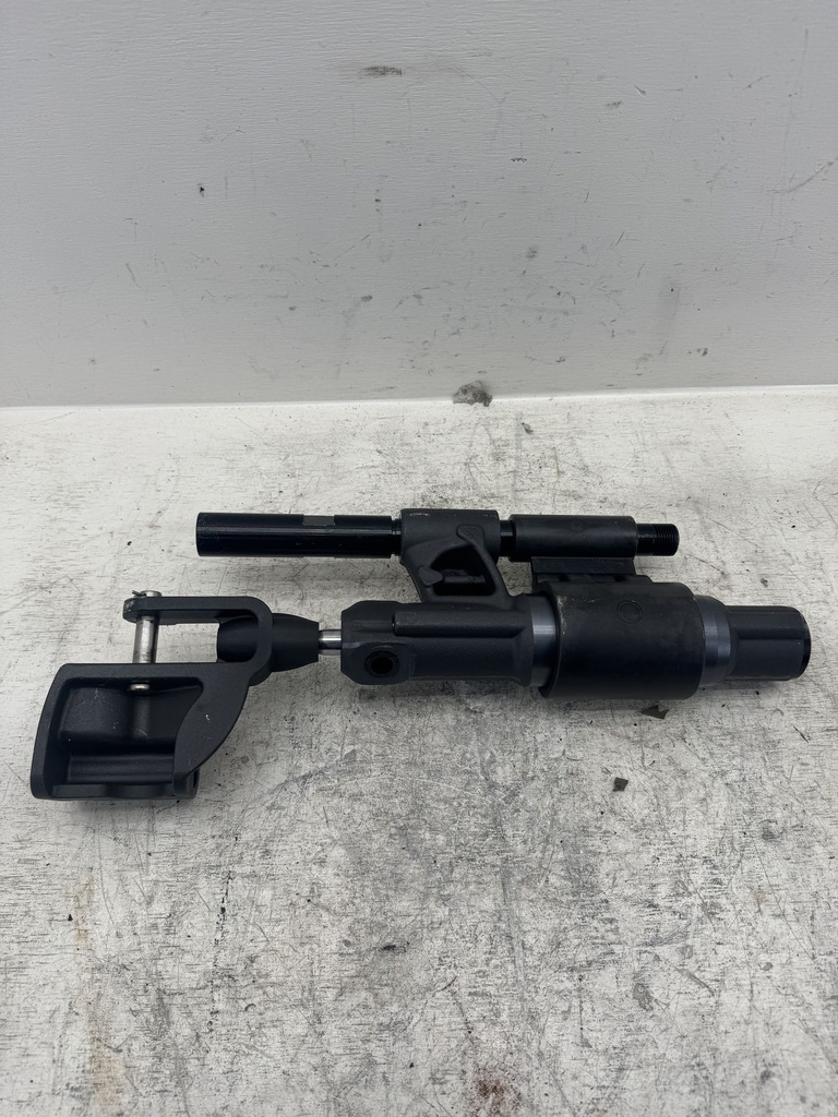 2003 Volvo Penta DP-SM Sterndrive Hydraulic Power Steering Cylinder Assembly