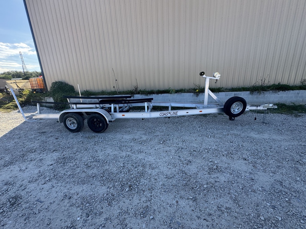 2017 Coastline Tandem Axle Boat Trailer – 20 FT – Fits Up to 22 FT Boat